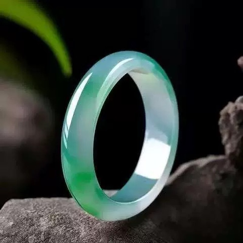 Gelang giok Myanmar, jenis ice - Lighting ulasan dan harga